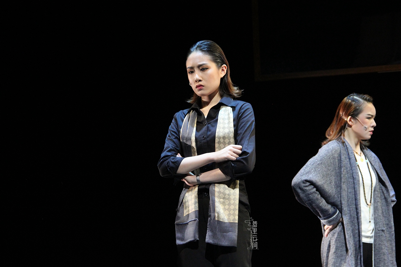 当代越剧《十二角色》——上戏首届越剧本科班的创新探索与演出纪行